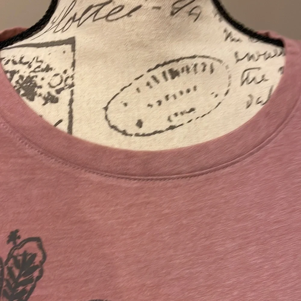 🌸🎗️NWOT women’s Maurices Breast cancer awareness T-shirt​ - Picture 3 of 7